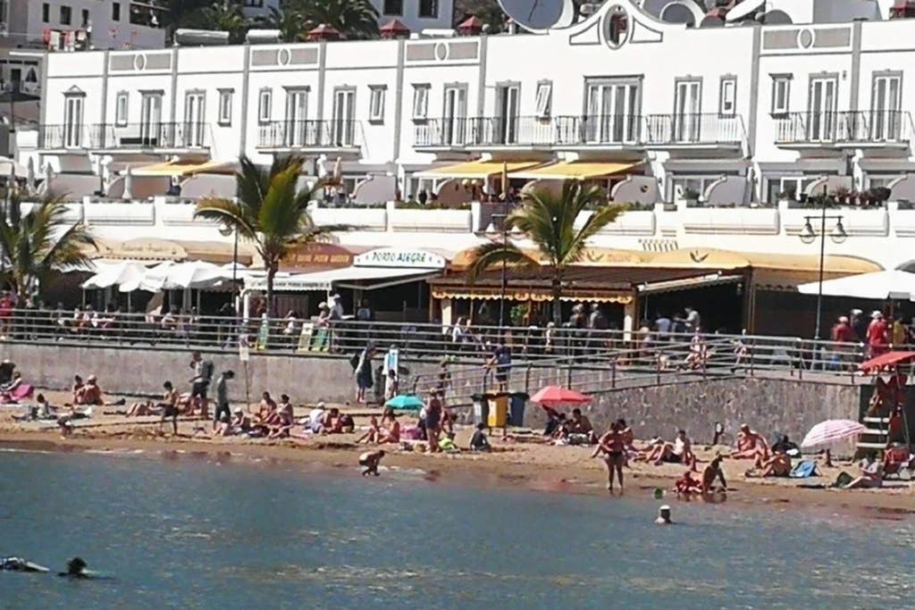 Charmante Wohnung Direkt Am Meer, Kostenloses Wlan 莫甘海滩 外观 照片