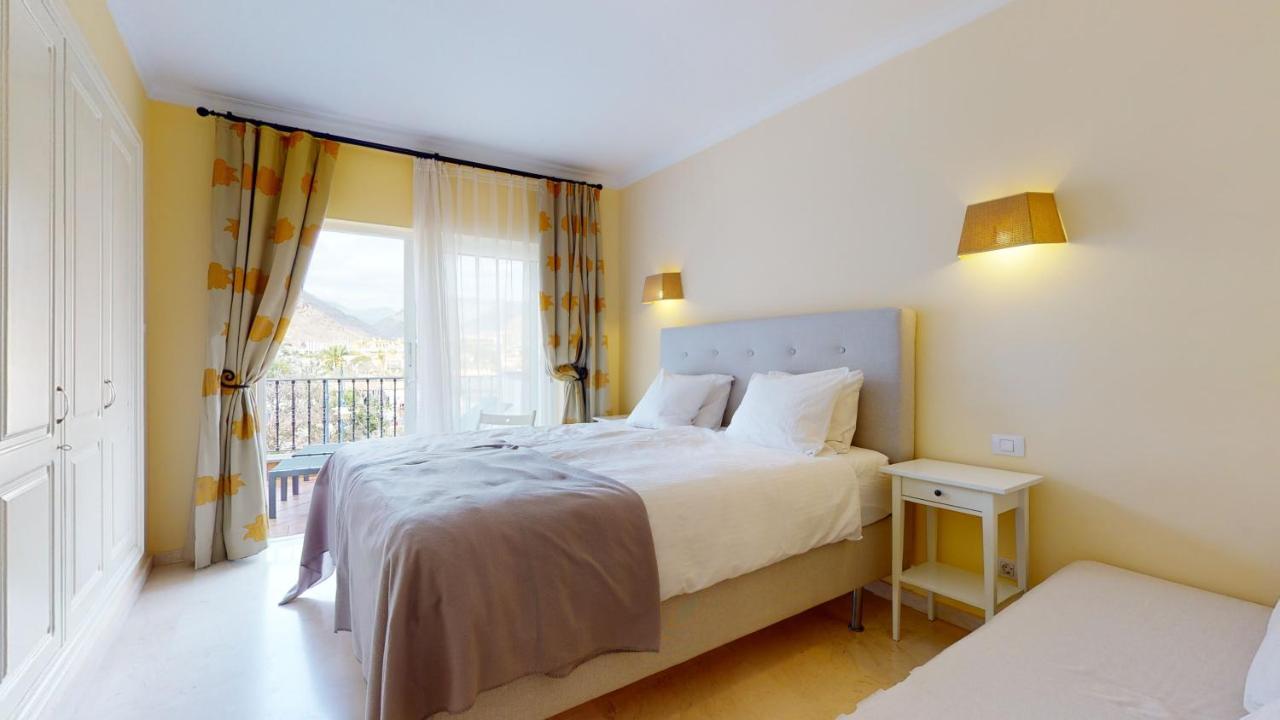 Charmante Wohnung Direkt Am Meer, Kostenloses Wlan 莫甘海滩 外观 照片
