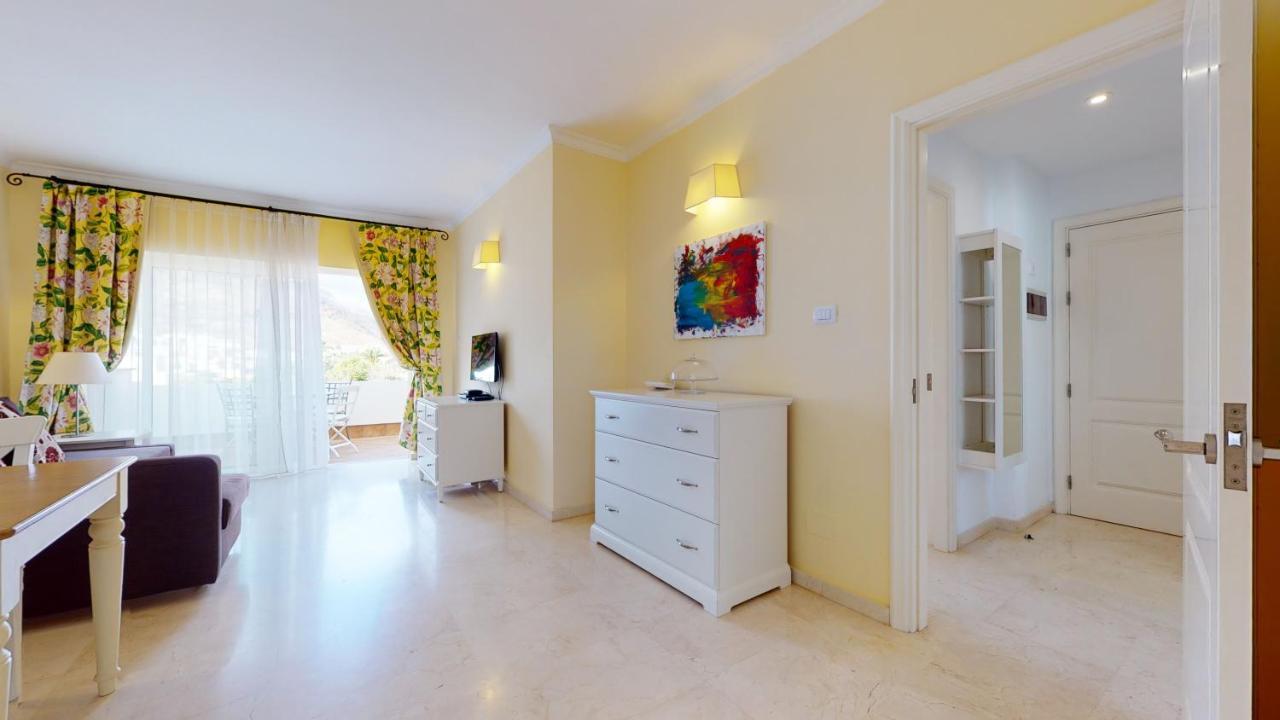 Charmante Wohnung Direkt Am Meer, Kostenloses Wlan 莫甘海滩 外观 照片